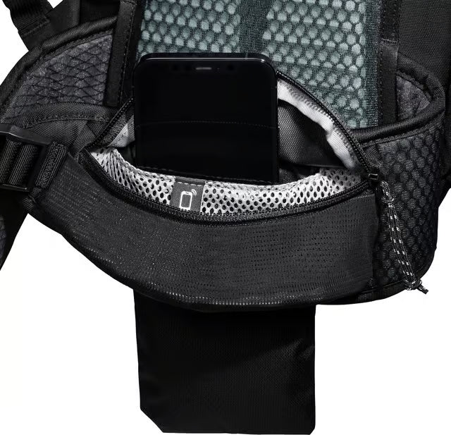 MAMMUT Lithium 20 Backpack – Lightweight 20L Hiking Daypack, Breathable Ventilated Back System, Hydration Compatible, Compact Outdoor Backpack
